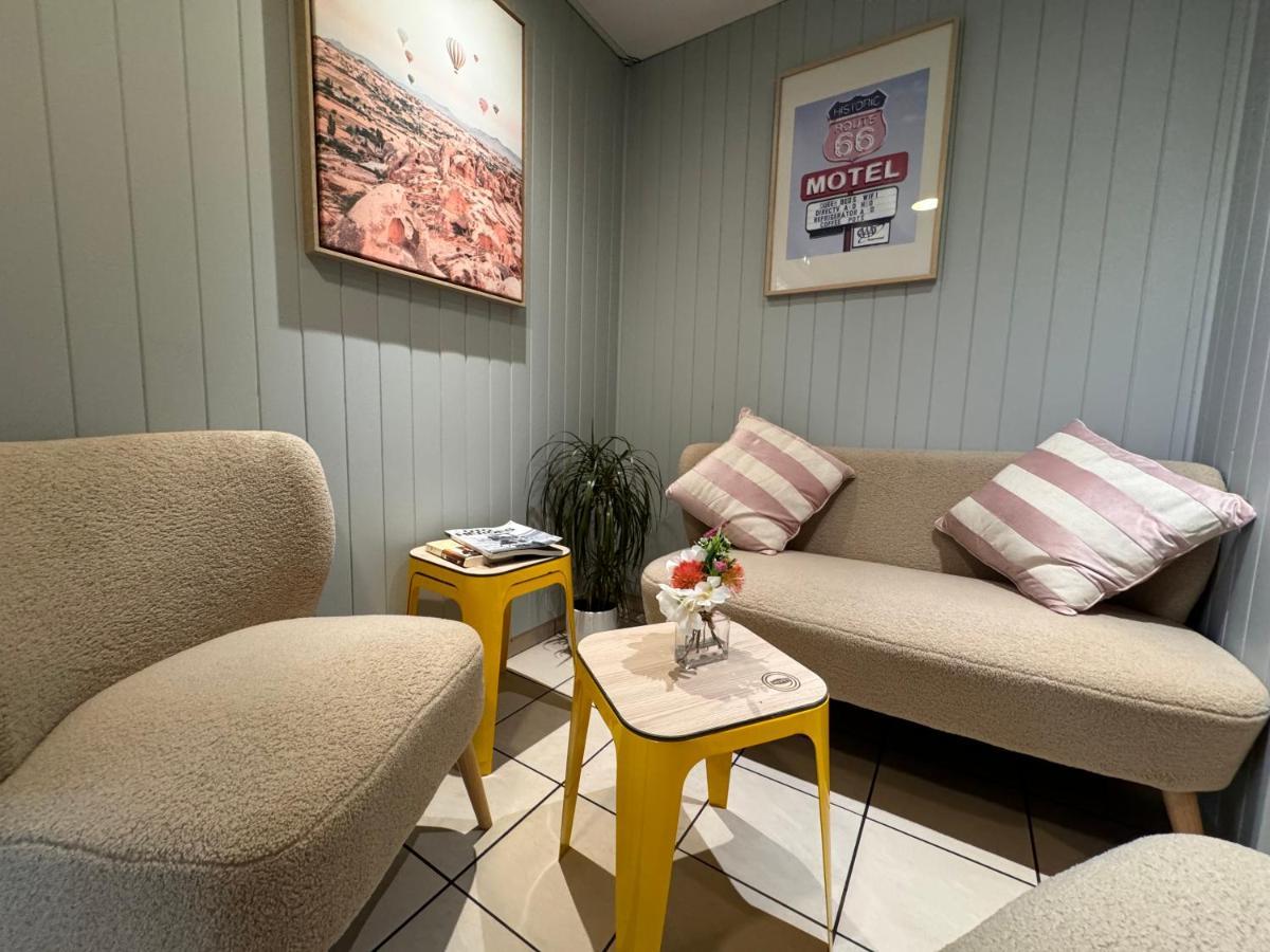 Le 2 By Hotel Akena - Nantes Beaujoire, Porte De Sainte Luce 외부 사진